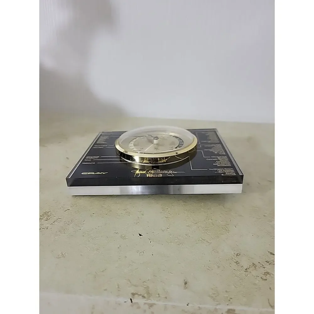Cray Wood Base - Selco Quartz World Time Clock - 1988 Works